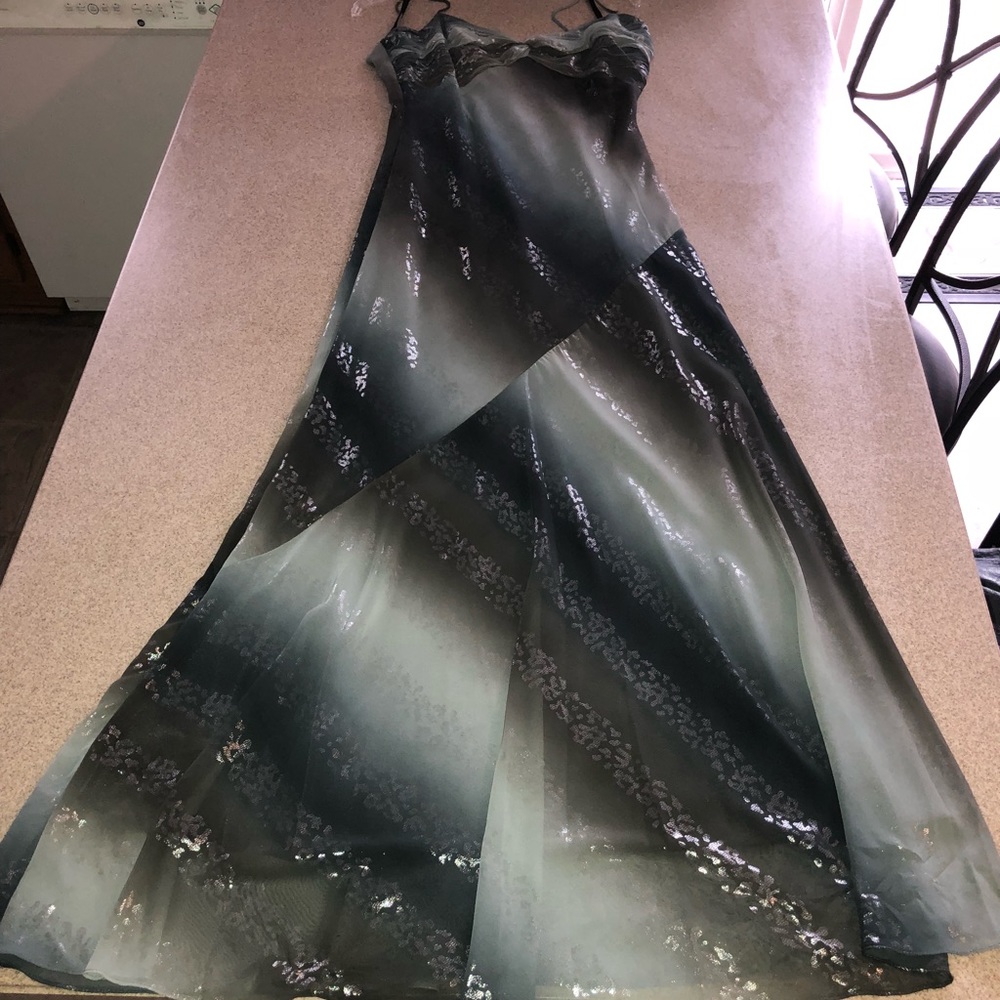 Floor Length Black/Silver Formal Dress